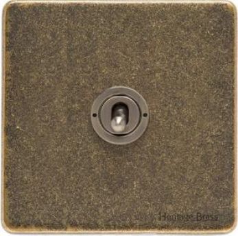 Heritage Rustic Brass 1 Gang 2 Way Toggle Switch (10 Amp) Vintage Screwless Plate (XRB.2400.RB)