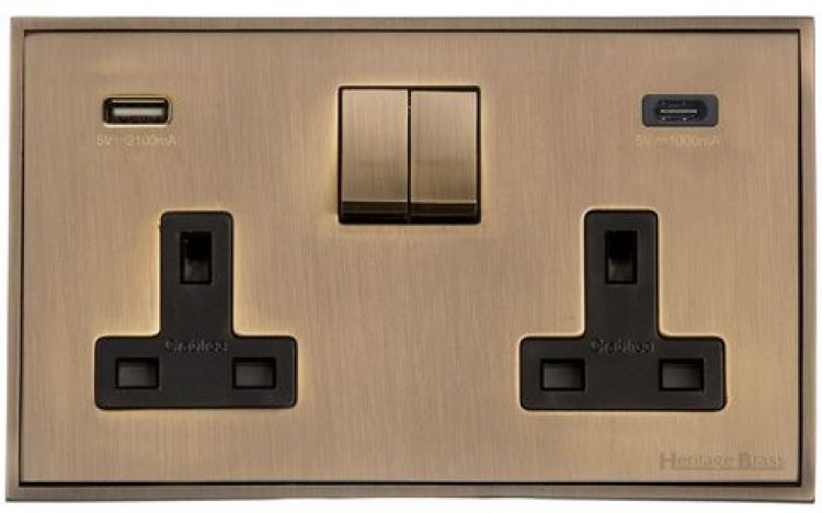 Executive 2 Gang Antique Brass with Black Trim Screwless USB-A+C Switched Socket - by Heritage Electrical - C-EX91.255.ABBK